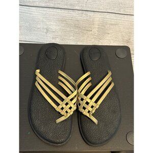 Sanuk Yoga Salty Metallic Sandals Size 9